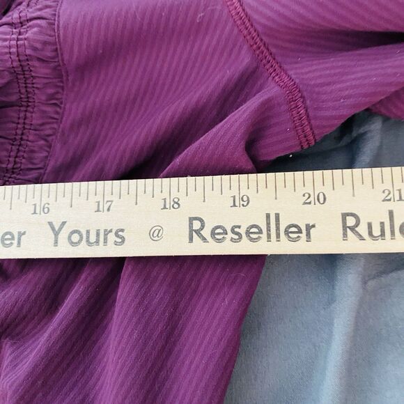 Lululemon Dance Studio Womens Jacket 10 Purple Pink Reversible Full Zip Hood - Picture 3 of 3